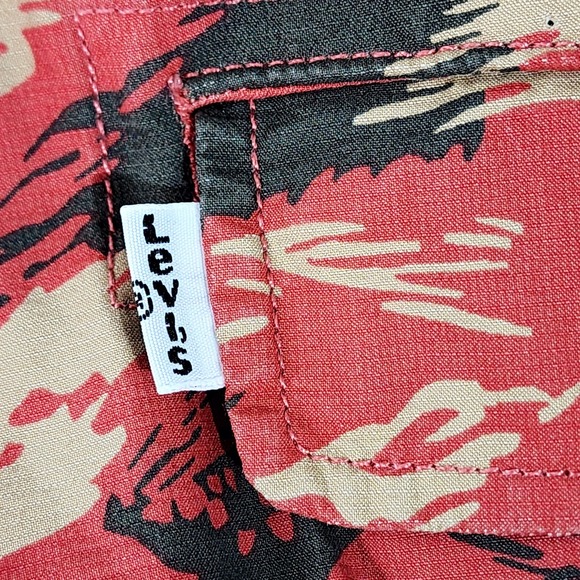 Levi Strauss Camo Snap Cargo Belted Utility Shorts Mens 38x12 Multicolor Pockets - Picture 13 of 16